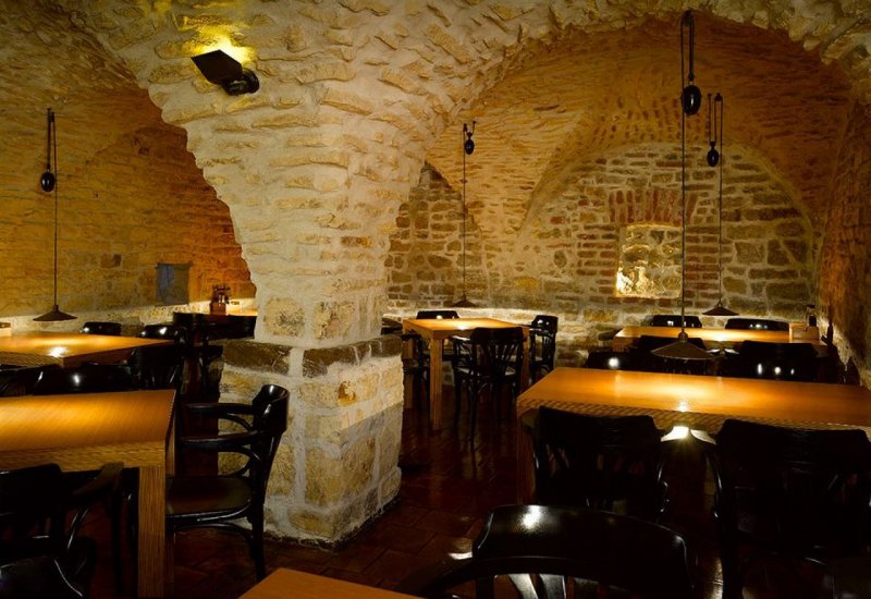 Dutá hlava - Klub architektů