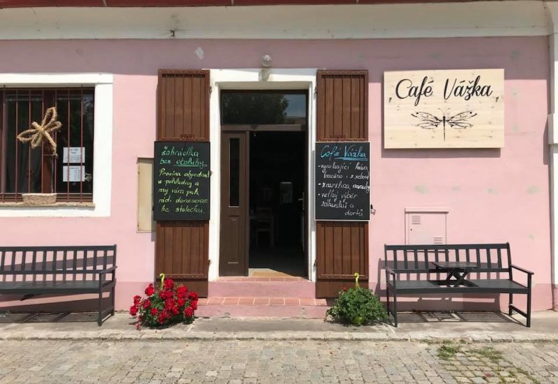 Café Vážka