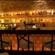 Nebe cocktail &amp; music bar