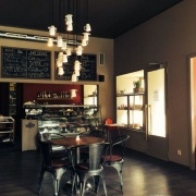Kavárna Avion Street Café