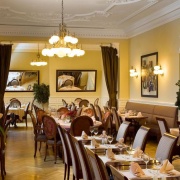 Felice Parisienne Brasserie