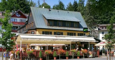 Elan Bar Caffé