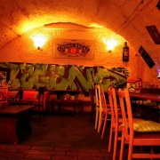 Pub &amp; bar Legend 13
