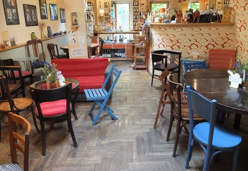 Velbloud Café