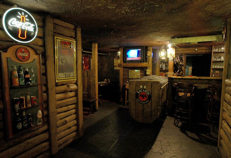 Bar a kavárna Bar cafe Štola
