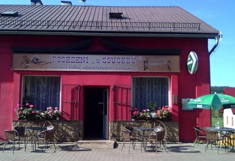 Posezení u Sousedů