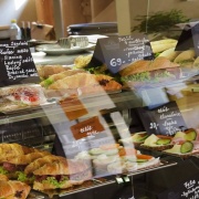 Kavárna Avion Street Café