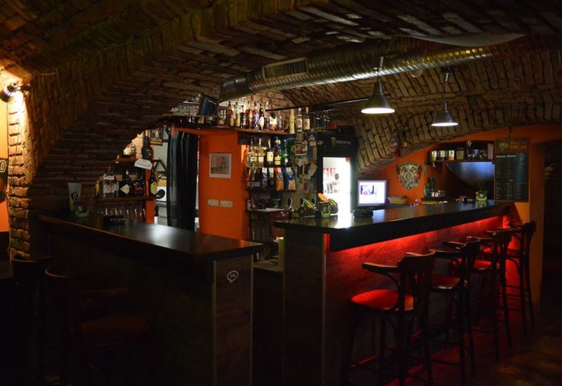 Žralok bar