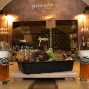 Hospoda &amp; bar Guesto
