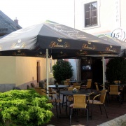 Vegetariánská a rybí restaurace Na 15. poledníku