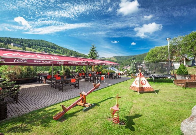 Café&amp;restaurant Hotel Horizont