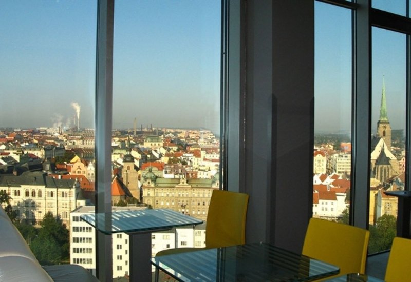 CrossCafe Plzeň SKY