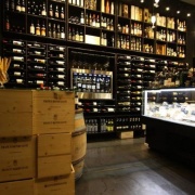 Flavours wine&amp;deli