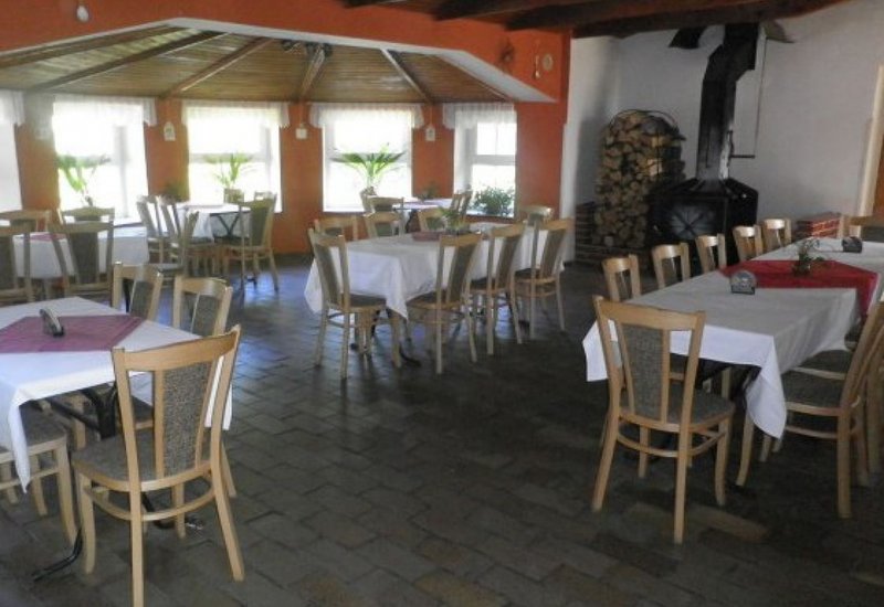 Restaurace a Penzion Na Kovárně