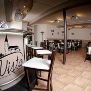 Vista restaurant &amp; cocktail bar