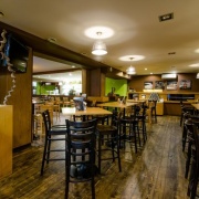 Coolna metropolitan bar-restaurant
