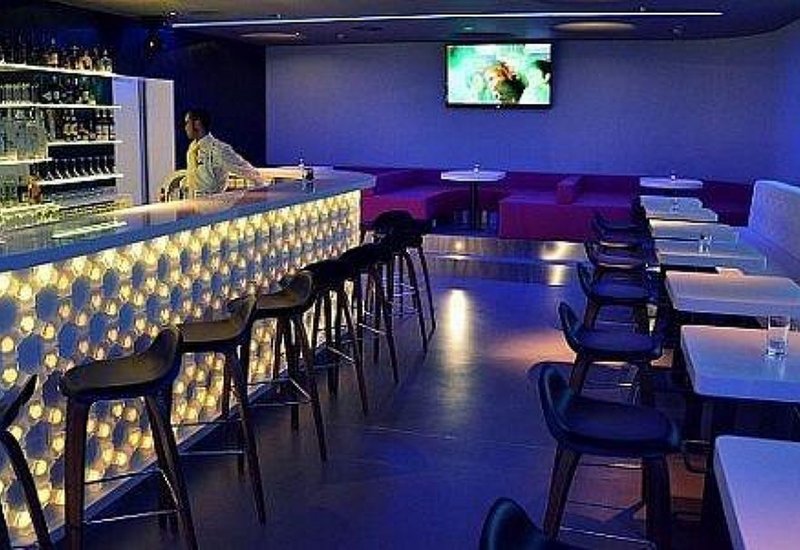 Paradox dance bar