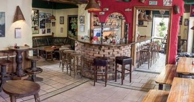 Cuba Bar & Hostel