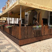 Archway restaurant