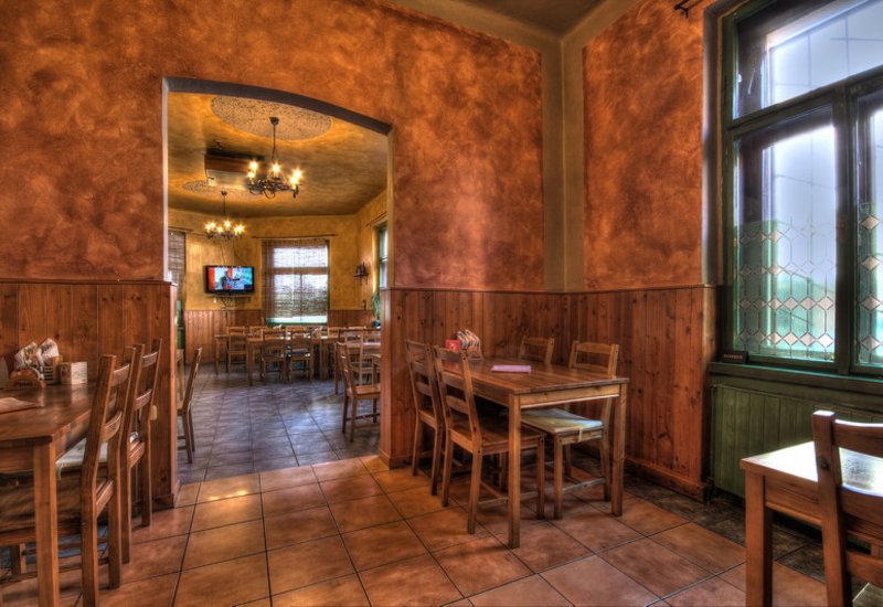 Restaurace U Kmotra
