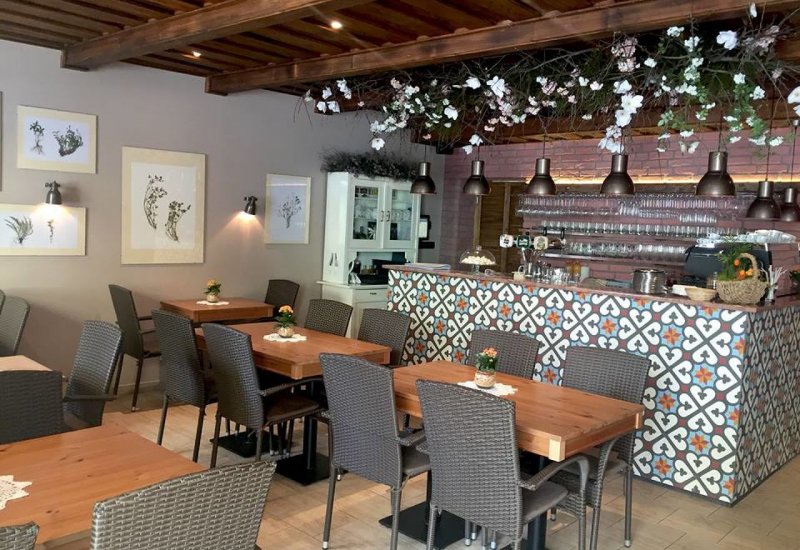 NONNA Pizza &amp; Cafe