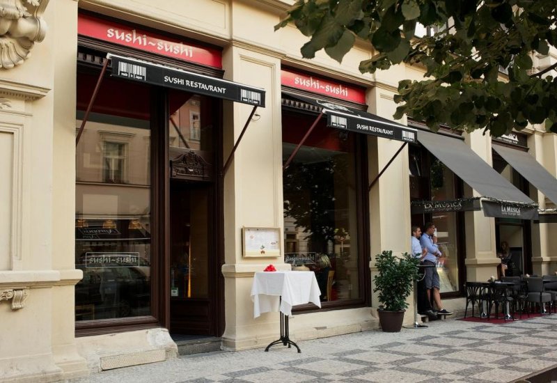Sushi bar Made in Japan