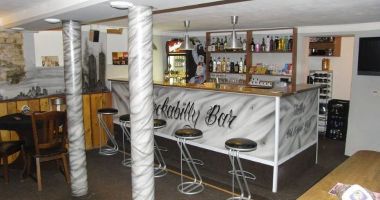 Rockabilly Bar