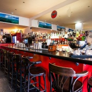 Cafe &amp; Cocktail bar La Corse