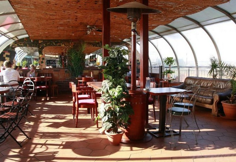 Terraza café &amp; bar