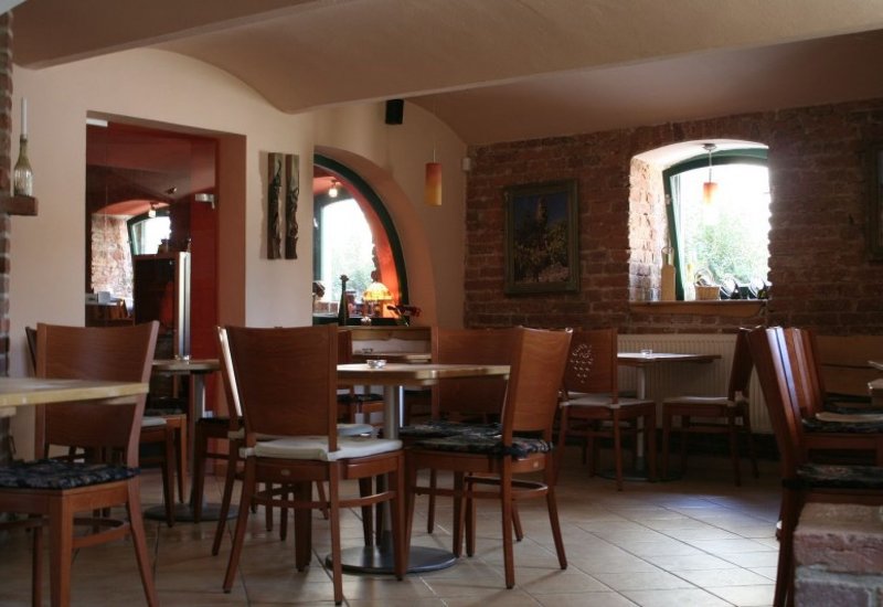 Vinotéka a vinný bar Vinové