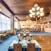 Café&amp;restaurant Hotel Horizont