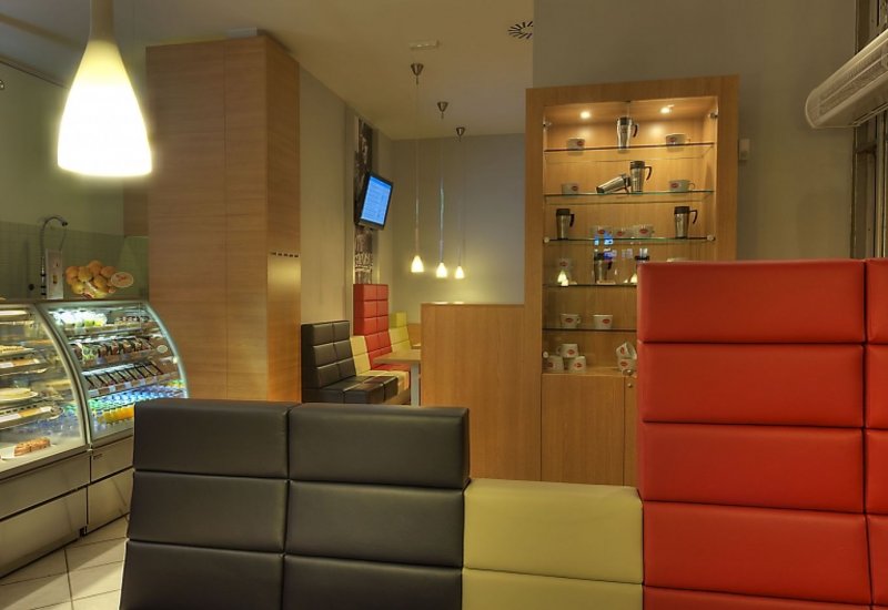 CrossCafe Praha Florenc
