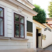 Vinárna Vikárka