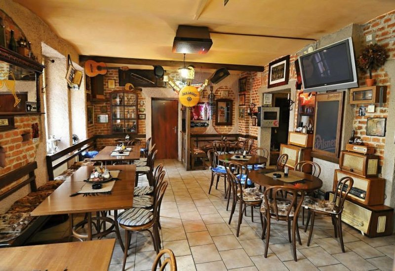 Mystery Bar