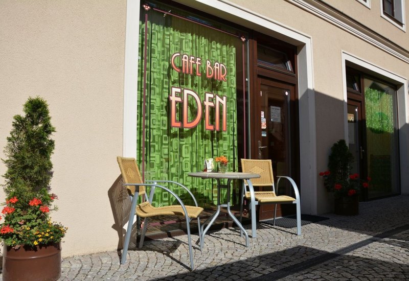 Restaurant a Cafe Bar EDEN