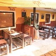 Country Saloon
