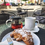 Cafe Krakhmalnikov Brothers