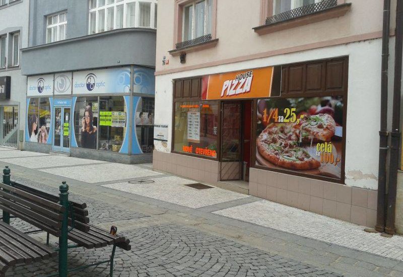 Pizza House
