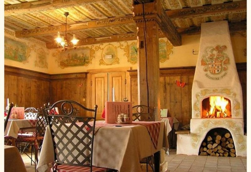 Pizzeria a creperia hotelu Rustikal