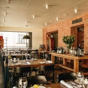 Bernie&#039;s Grill &amp; Wine Restaurant