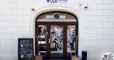 WoodHouse - Shisha Lounge & Bar