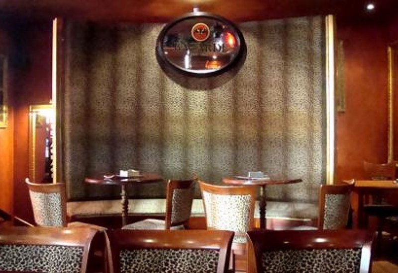 Celebrity Cafe