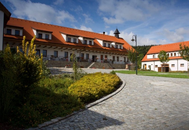Dvůr Krutěnice