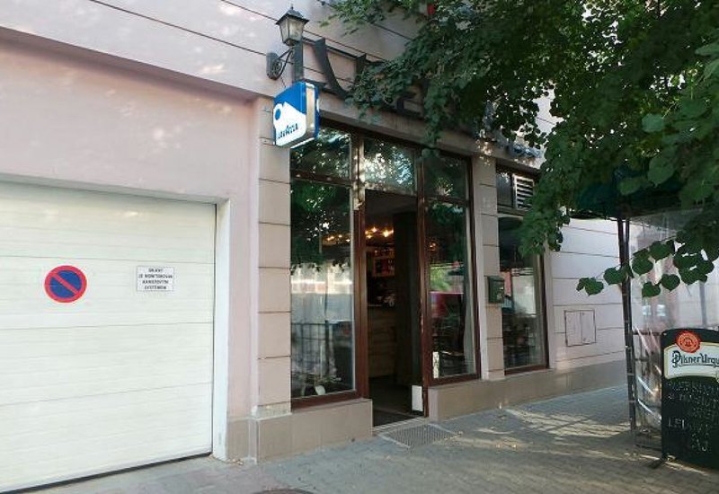 Bar Lucerna