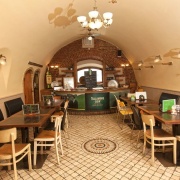 Crack irish pub and restaurant