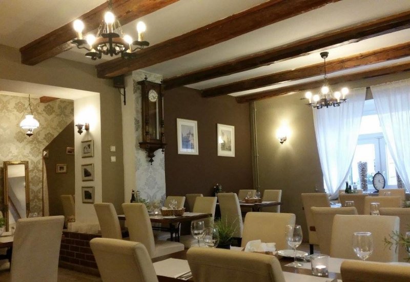 U Adama Karlštejn