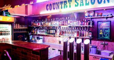 Country Saloon