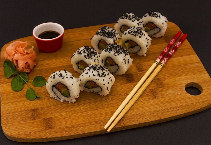 Running Sushi Sumo