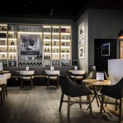 CAFÉ LEVEL &amp; CLUB - OC Chodov