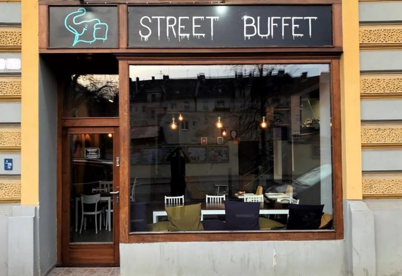 Street Buffet